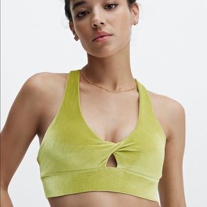 Fabletics Oasis Twist Velour Sports Bra